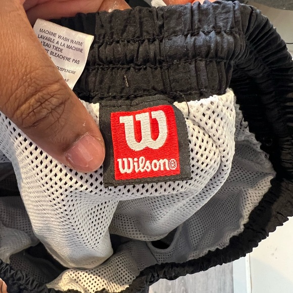 Vintage Wilson mens medium black shorts… - Picture 3 of 4